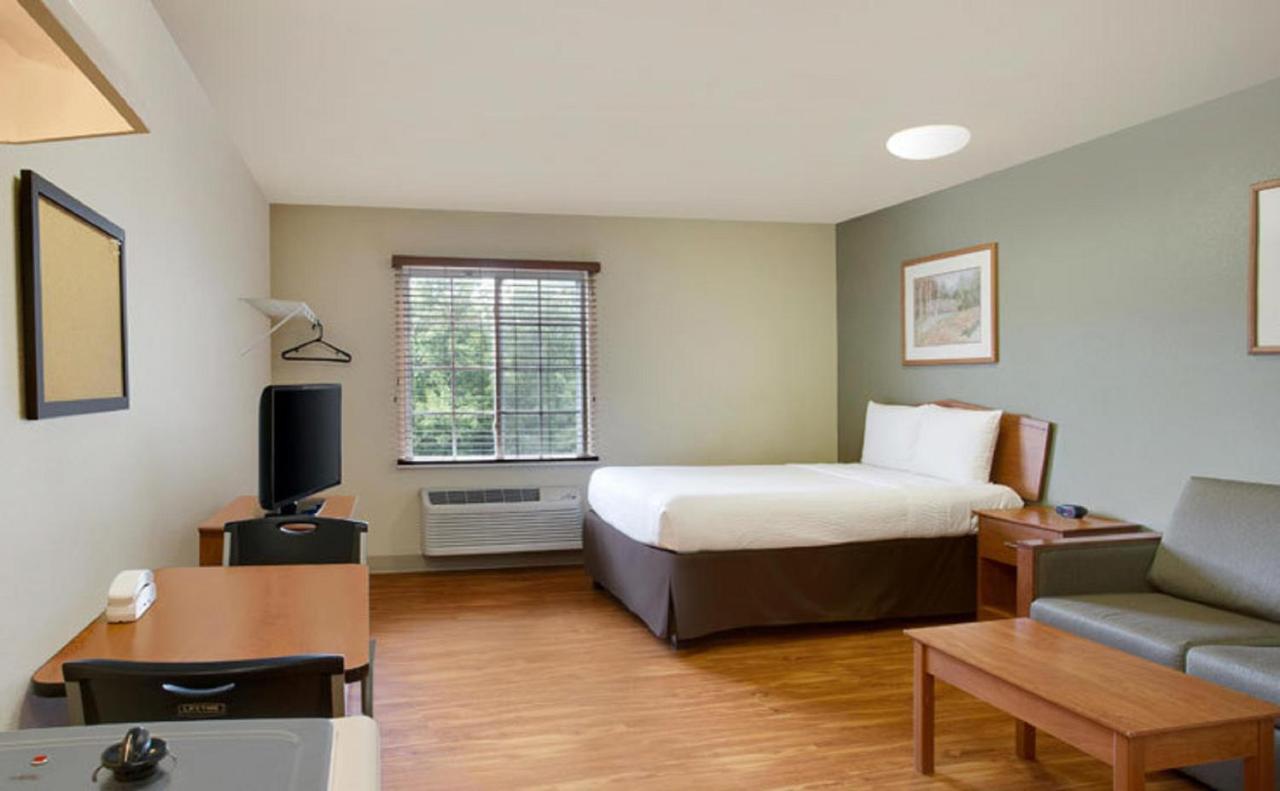 Woodspring Suites Louisville Southeast Forest Hills エクステリア 写真