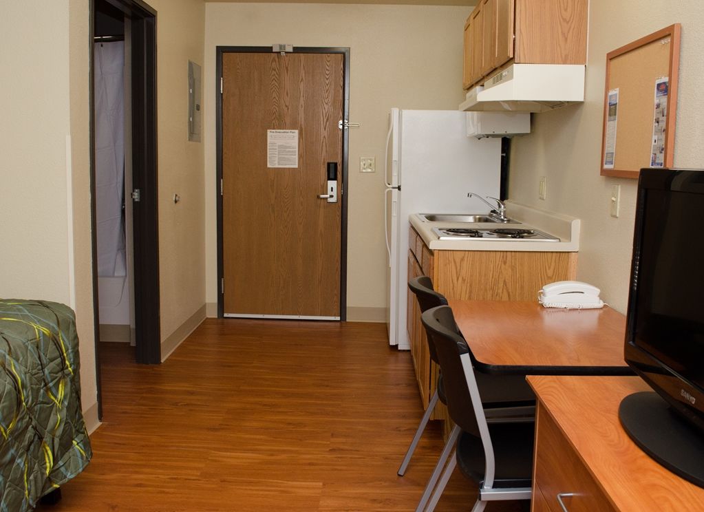 Woodspring Suites Louisville Southeast Forest Hills 部屋 写真