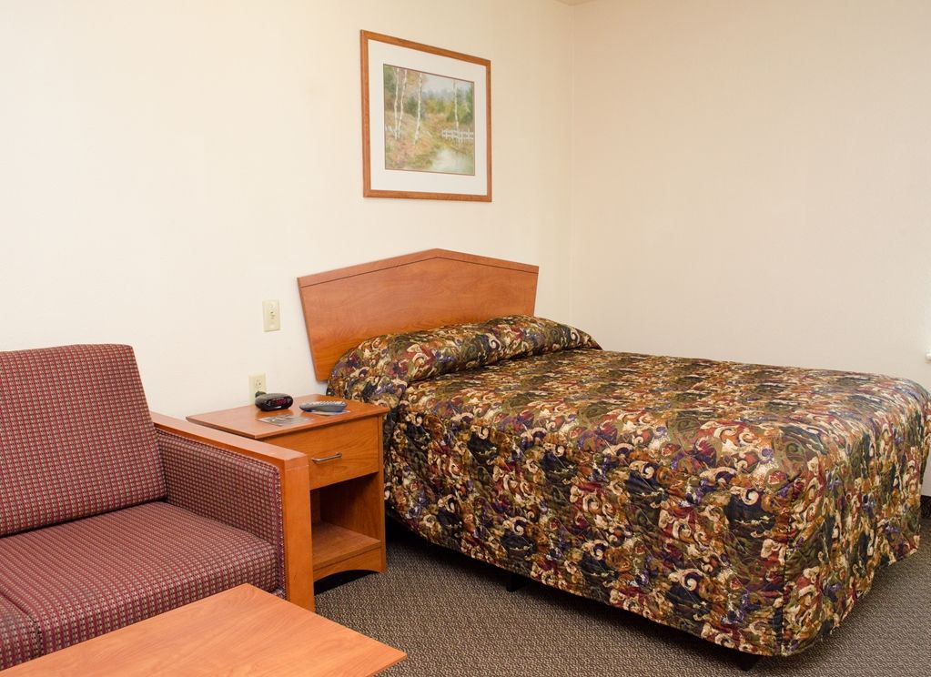 Woodspring Suites Louisville Southeast Forest Hills 部屋 写真